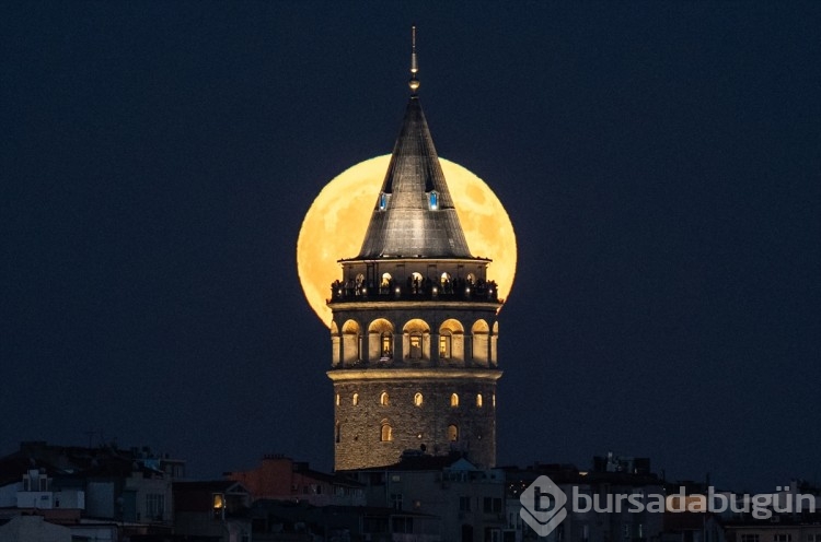 Görenleri hayran bırakan Süper Ay görüntüleri