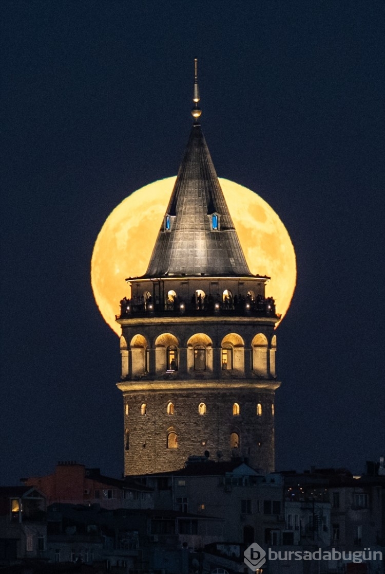 Görenleri hayran bırakan Süper Ay görüntüleri