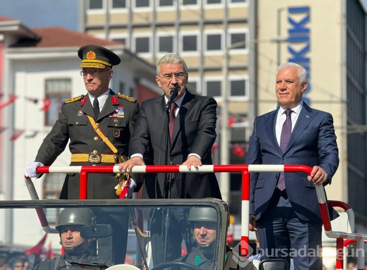 Bursa'da 30 Ağustos Zafer Bayramı kutlamaları