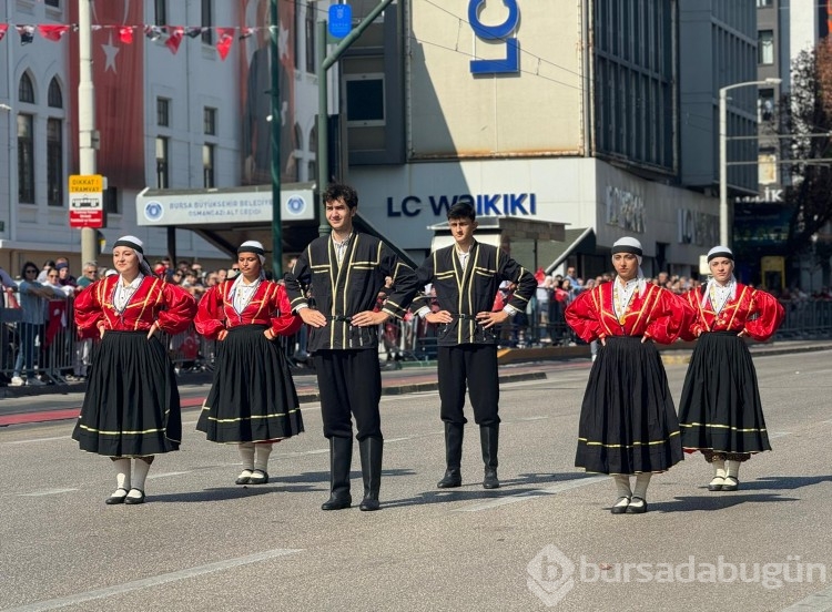 Bursa'da 30 Ağustos Zafer Bayramı kutlamaları