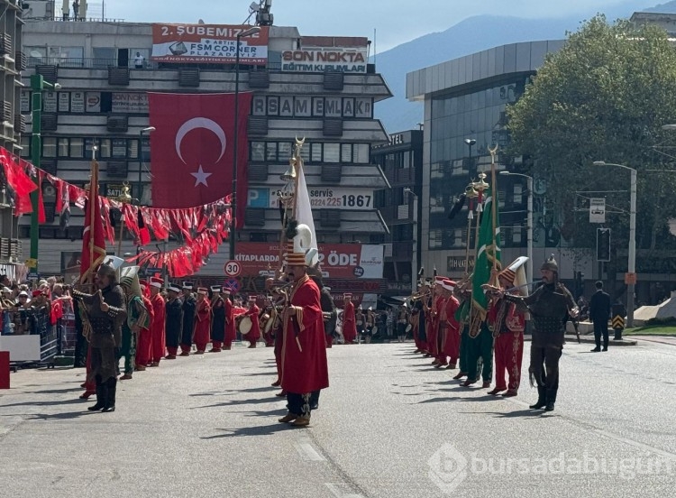 Bursa'da 30 Ağustos Zafer Bayramı kutlamaları