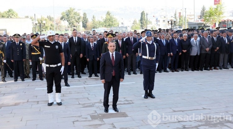 Zaferimizin 102. yıldönümü yurtta coşkuyla kutlandı