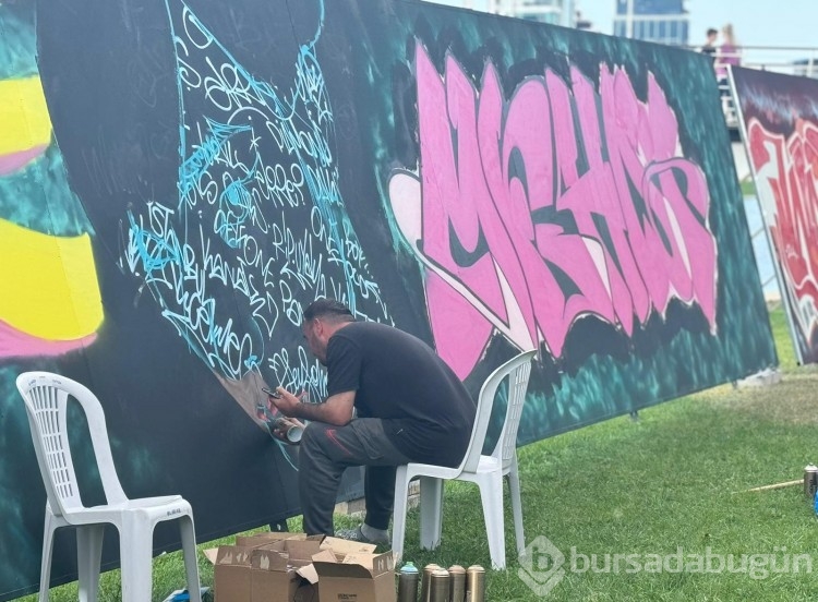 Bursa'da gerçekleşen Türkiye'nin en büyük Graffiti Şenliği'nden kareler...