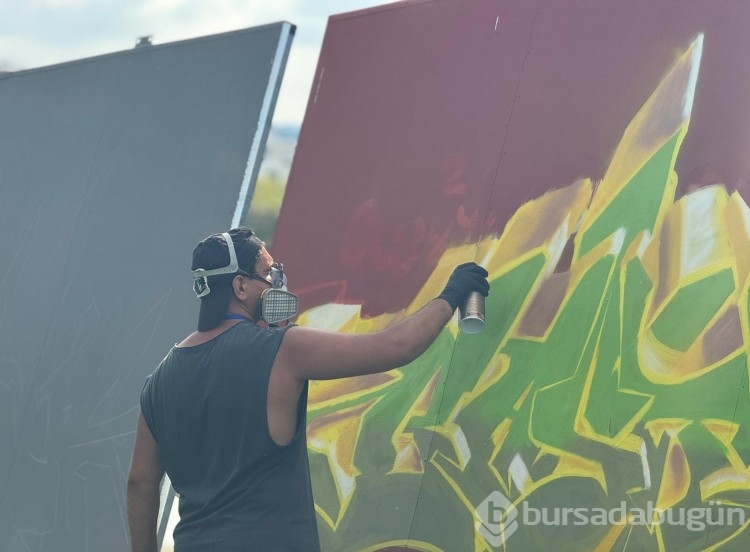 Bursa'da gerçekleşen Türkiye'nin en büyük Graffiti Şenliği'nden kareler...