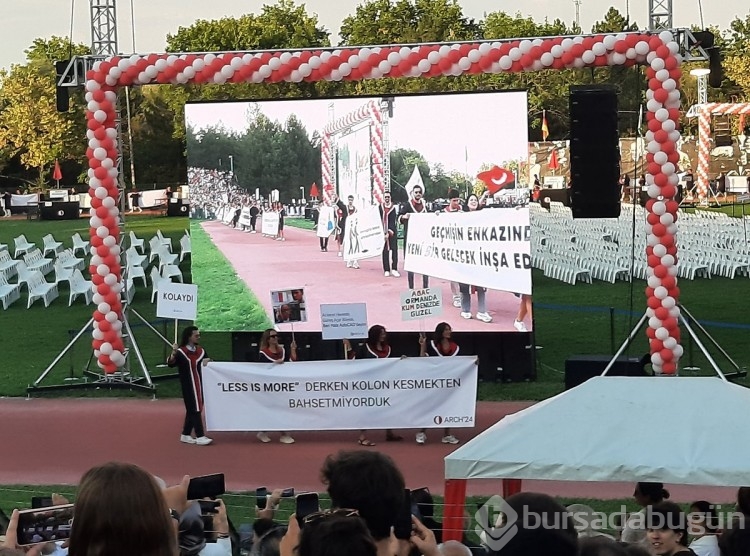 ODTÜ geleneğini sürdürmeye devam ediyor: pankartlar çok konuşuldu!