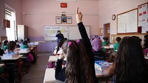 Tüm Türkiye'de eğitim öğretim yılı başladı