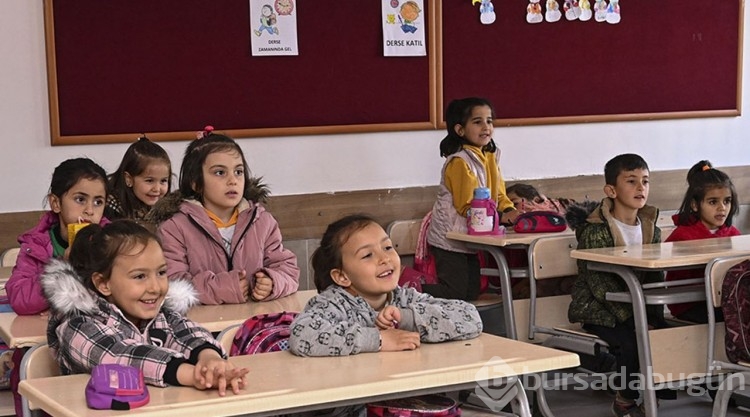 Tüm Türkiye'de eğitim öğretim yılı başladı
