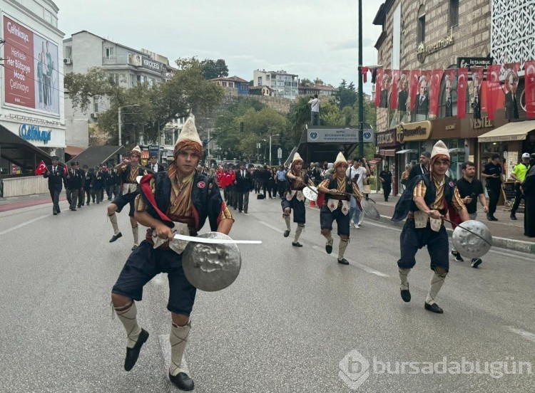  Bursa'nın kurtuluşu kutlamalarında renkli anlar! 