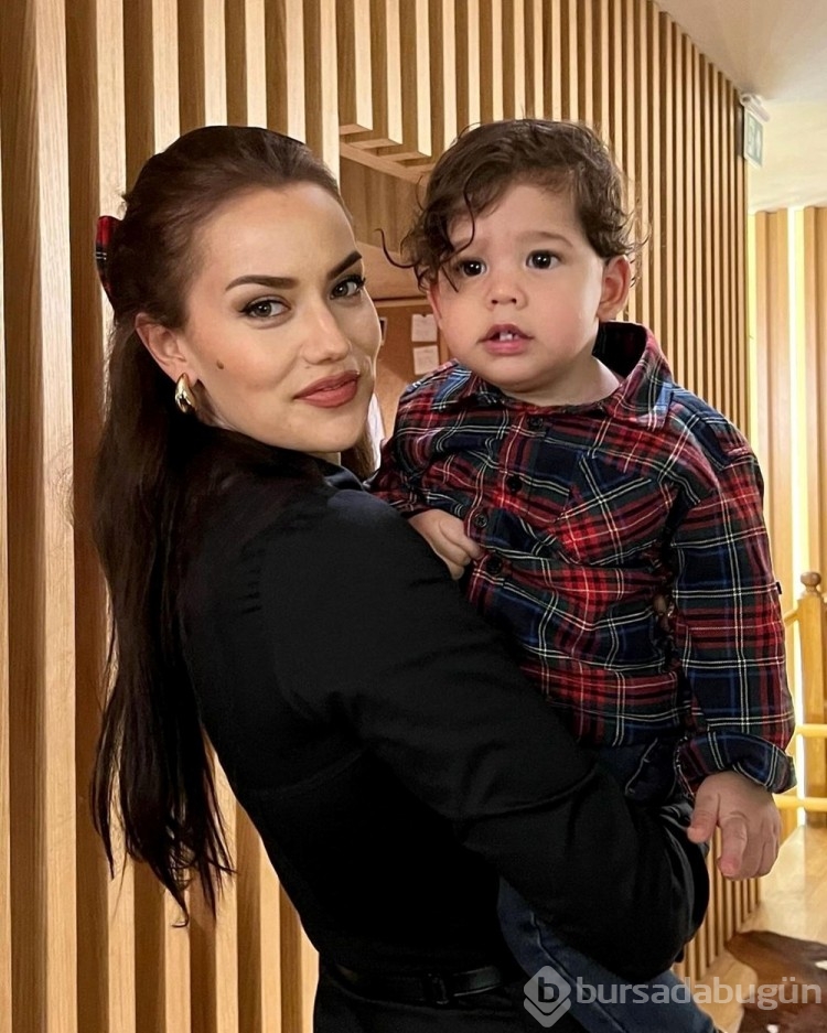 Fahriye Evcen ve oğlundan yeni kareler