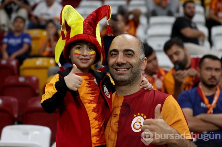 Fenerbahçe - Galatasaray maçı öncesi kareler...
