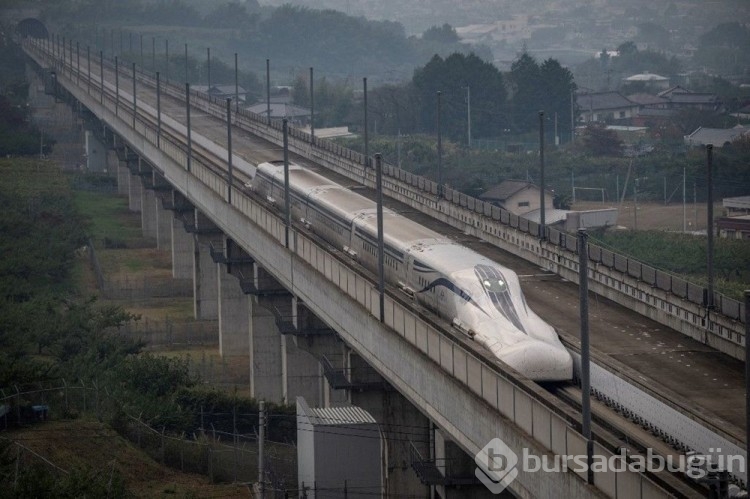 Japonya'nın yeni hızlı treni: Gözle görülmüyor