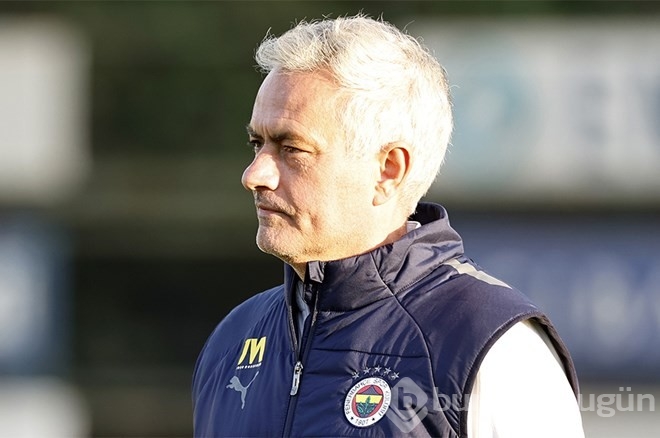 Mourinho'nun İstanbul'daki hayatı takip ediliyor: Her gün aynı yemekleri yiyor
