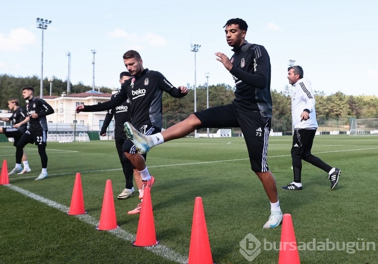 Beşiktaş'ın deplasmanda oynayacağı Lyon maçı hazırlıkları başladı
