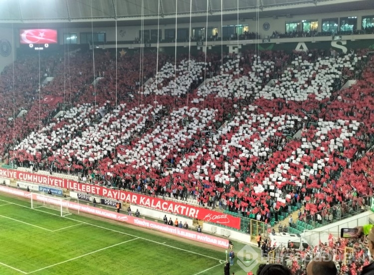 Bursaspor Belediye Kütahyaspor karşılaşmasından kareler...