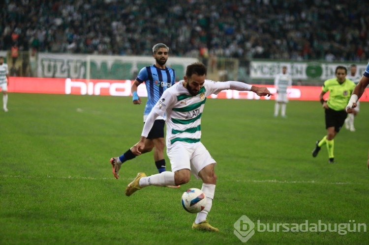 Bursaspor Belediye Kütahyaspor karşılaşmasından kareler...