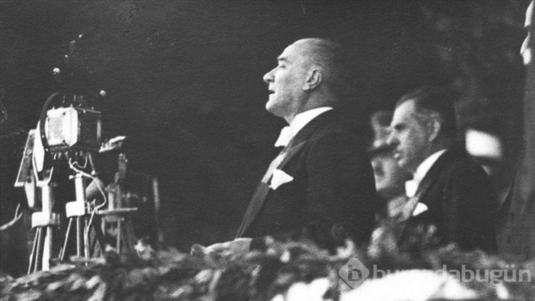 Atatürk'ün Cumhuriyet ile ilgili sözleri! Gazi Mustafa Kemal Atatürk'ün Cumhuriyet ile ilgili söylediği anlamlı sözler
