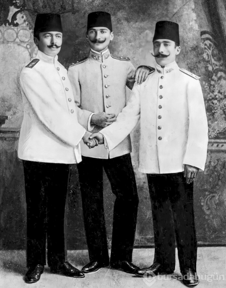 Cumhuriyet'in 101. Yılında 100 fotoğrafla Atatürk koleksiyonu
