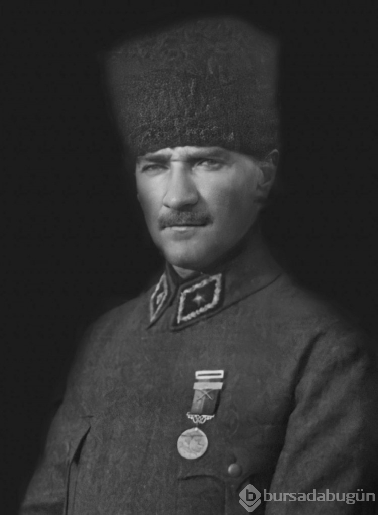 Cumhuriyet'in 101. Yılında 100 fotoğrafla Atatürk koleksiyonu
