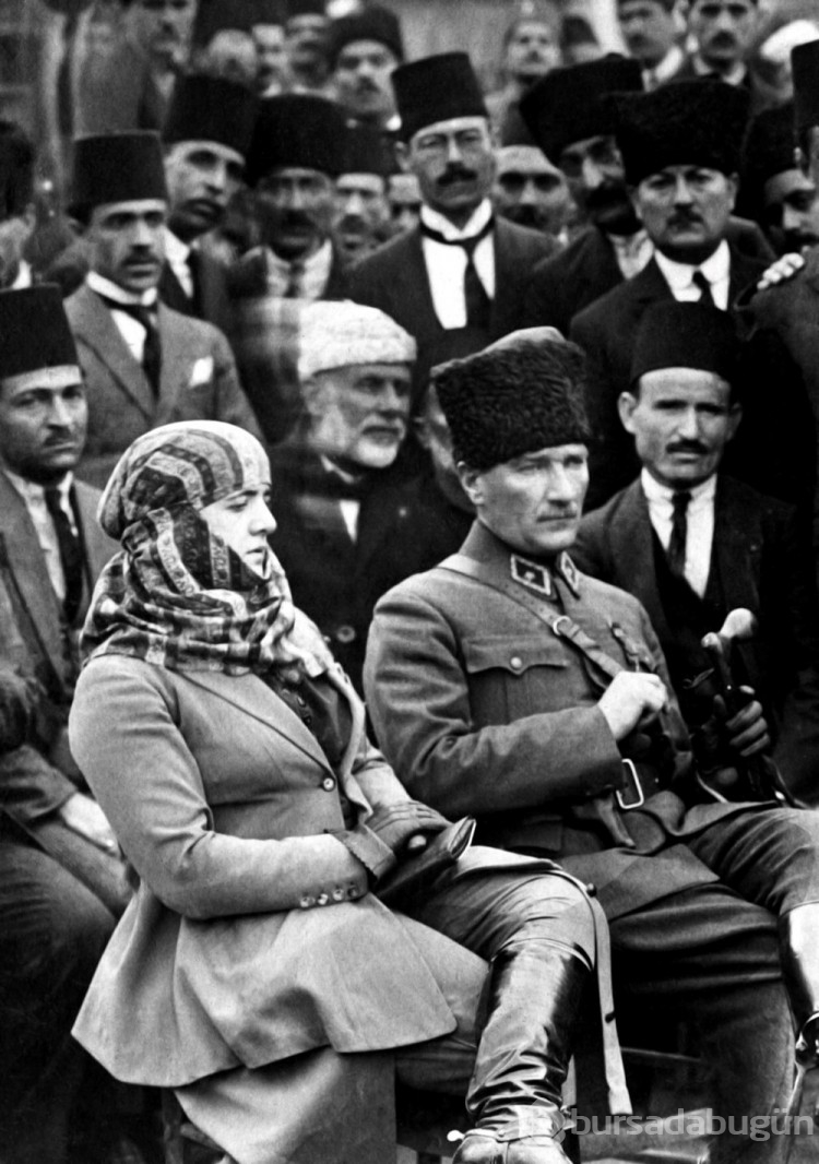 Cumhuriyet'in 101. Yılında 100 fotoğrafla Atatürk koleksiyonu
