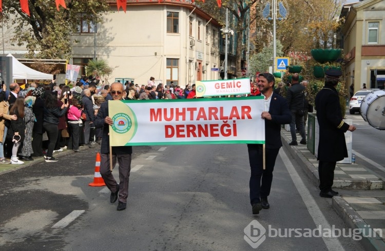 Bursa'da 46. Zeytin Festivali renkli görüntülere sahne oldu!