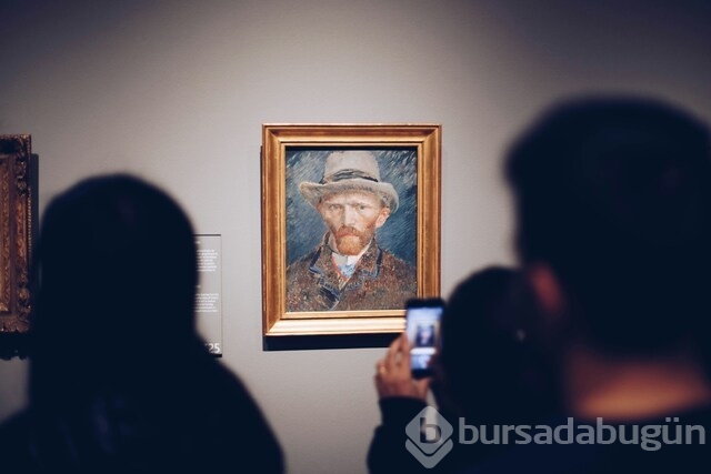 Van Gogh kulağını neden kesti?