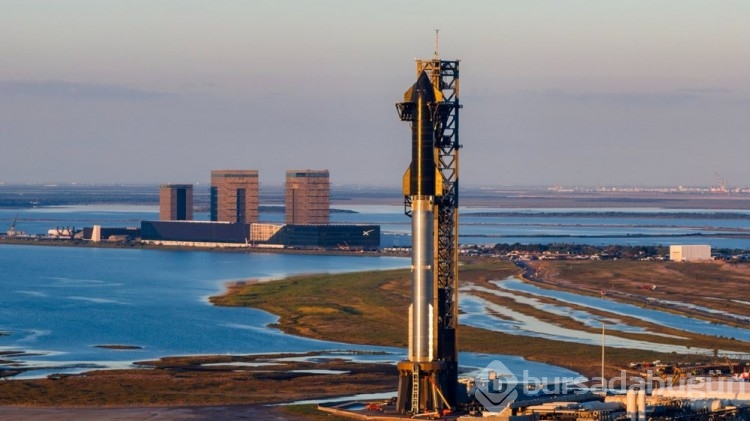 Ay'a insan götürecek: Starship roketi altıncı kez test ediliyor