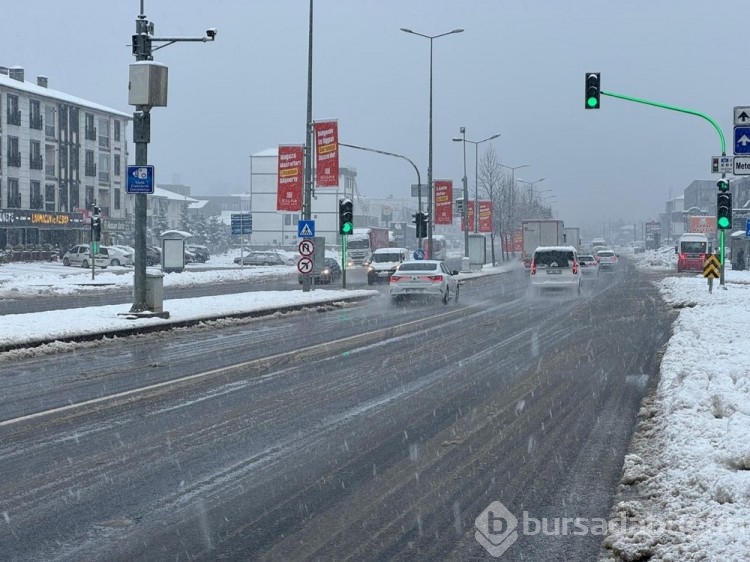 Birçok ilde kar yağışı etkili oluyor