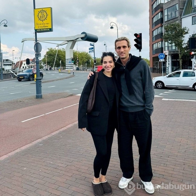 Melisa Aslı Pamuk aylar sonra nişan fotoğraflarını paylaştı