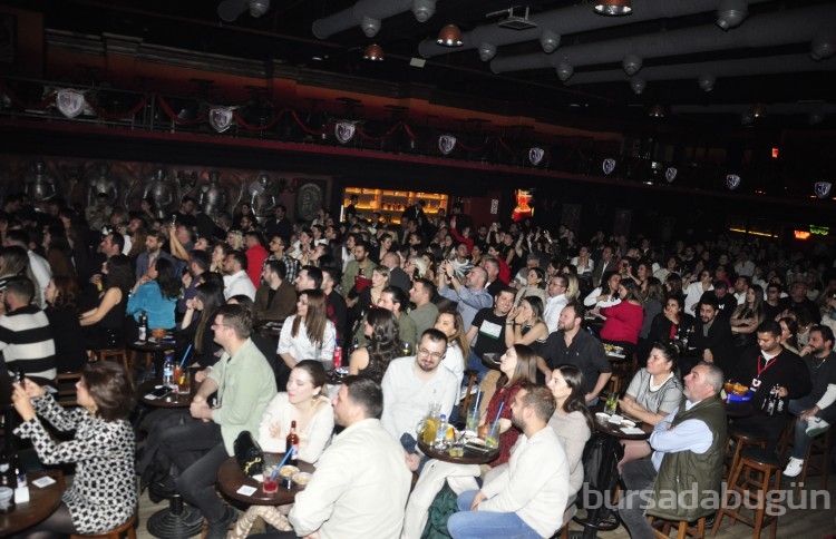 Fettah Can Bursa'da gönülleri fetetti