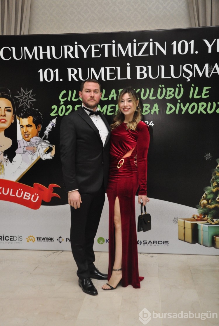 RUMELİSİAD'dan renkli yılbaşı balosu