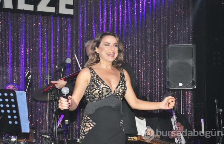 Ayşen Birgör'den Bursa'da müzik ziyafeti