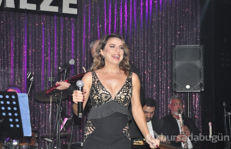 Ayşen Birgör'den Bursa'da müzik ziyafeti