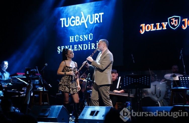 Hüsnü Şenlendirici ve Tuğba Yurt'tan muhteşem konser