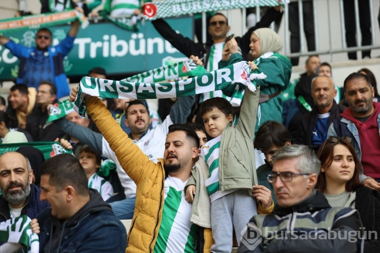 Çocuklar Bursaspor coşkusunu Büyükşehir'le yaşadı