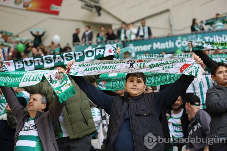 Çocuklar Bursaspor coşkusunu Büyükşehir'le yaşadı