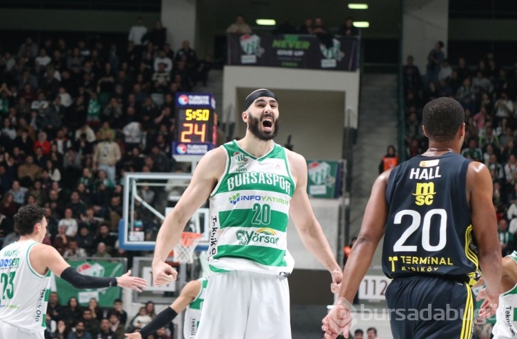 Bursaspor Yörsan, Fenerbahçe Beko maçından kareler
