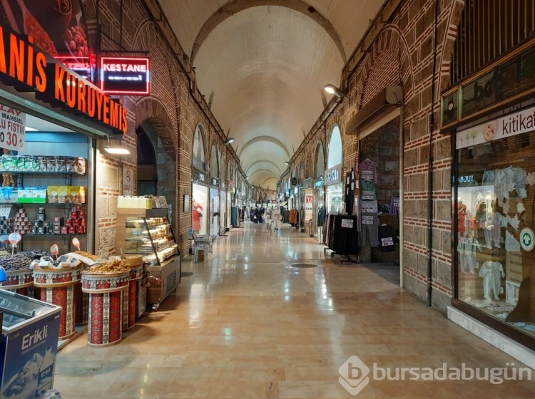 İçeriden dışarıdan akın var! İşte Bursa'nın tarihi çarşıları!