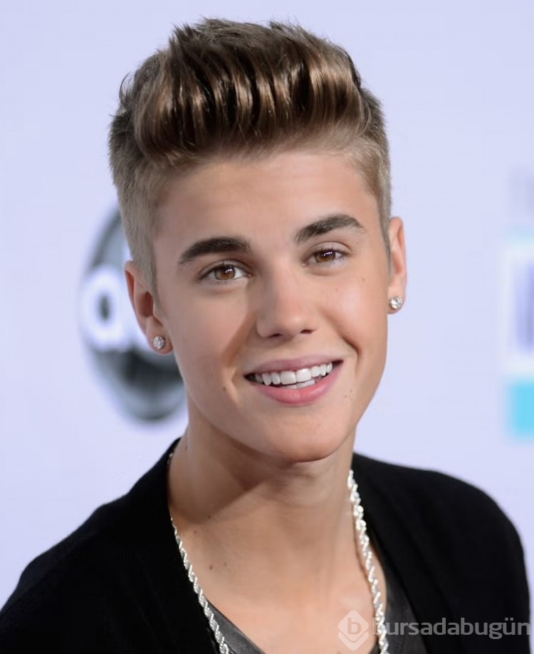Justin Bieber'in sahne ışıklarıyla başlayıp birden bire biten kariyeri!