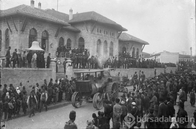 104. Yıldönümünde İstiklal Marşı'nın sözleri ve yazılışı hakkında bilmeniz gereken 12 önemli bilgi