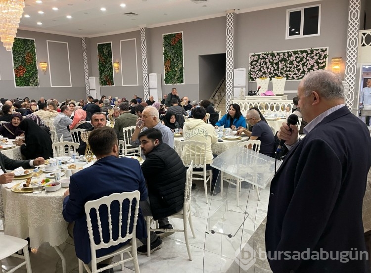 Müzeyyen Senar'ın köylüleri iftarda buluştu!