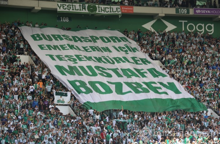 Bursaspor Bornova FK karşısında!