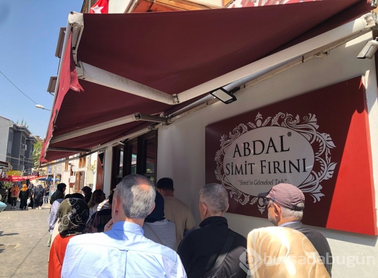 Bursa'nın göbeğinde pide kuyruğu!