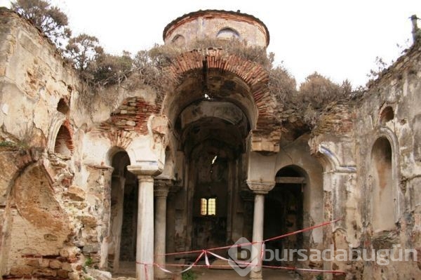 Osmanlı'nın gölgesinde kalan miras: Bursa Kiliseleri ve Havraları 