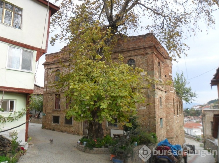 Osmanlı'nın gölgesinde kalan miras: Bursa Kiliseleri ve Havraları 