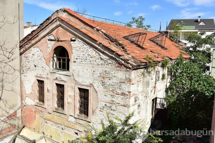 Osmanlı'nın gölgesinde kalan miras: Bursa Kiliseleri ve Havraları 