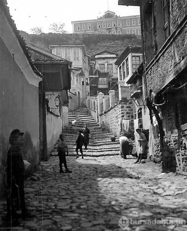 Şehir ve insan manzaralarıyla "Eski Bursa"