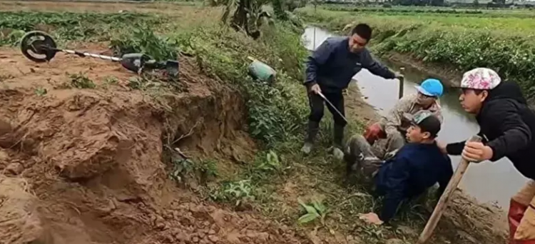 Tüm dünyayı dehşete düşürdü! Dedektörle arayıp buldular