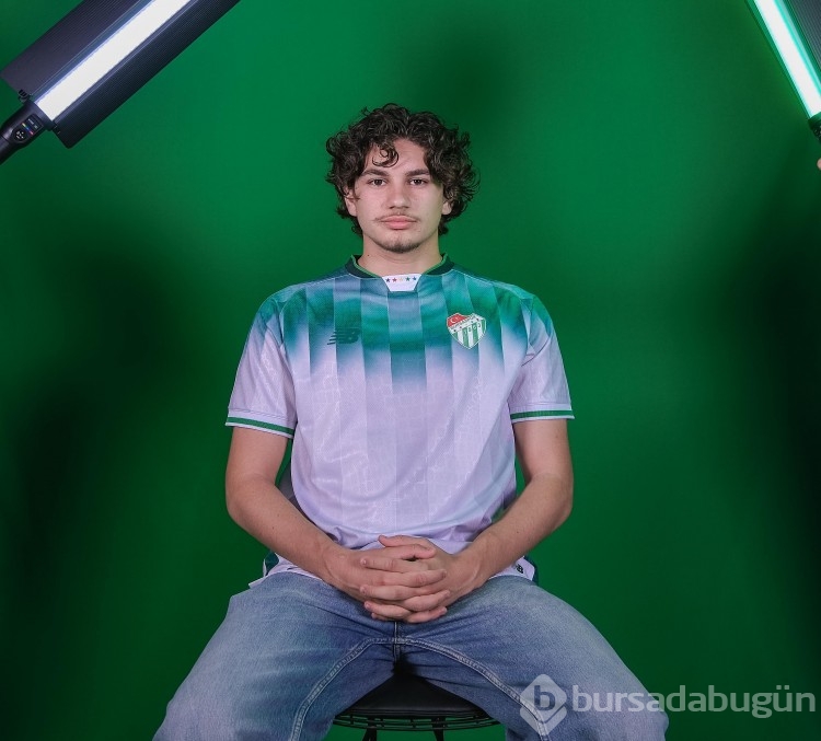 Bursaspor'un 2025-2026 sezonu formaları tanıtıldı! 