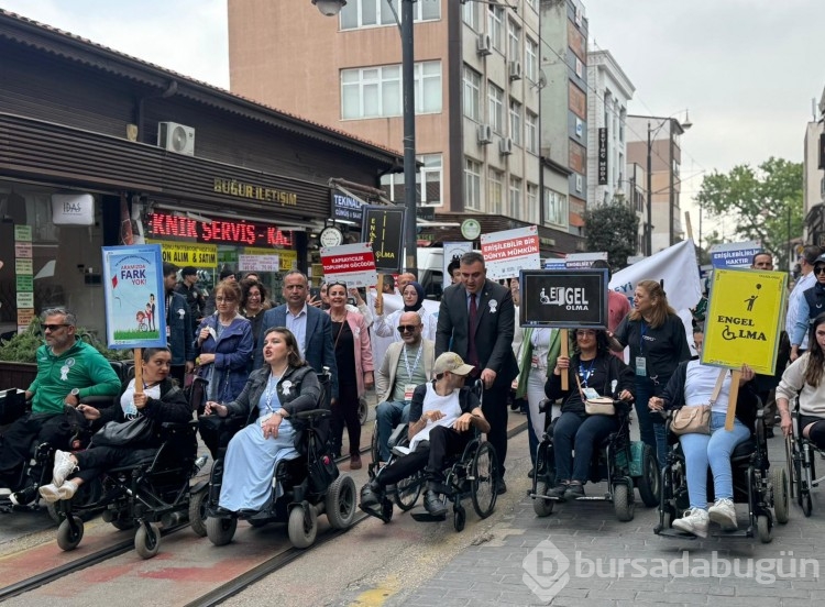 Bursa'da engelsiz yürüyüşten kareler!