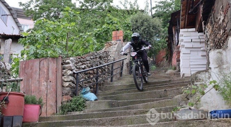 Bursa'da adrenalin dolu yarış nefes kesti